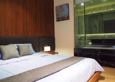 1 bed Condo in Saladaeng One Silom Sub District C07853