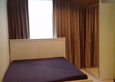 2 bed Condo in Sukhumvit Living Town Watthana District C07821