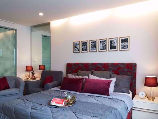 Studio bed Condo in 15 Sukhumvit Residences Khlong Toei Nuea Sub District C07772