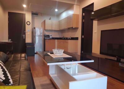 1 bed Condo in The Address Chidlom Lumphini Sub District C07705