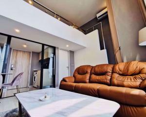 1 bed Duplex in Knightsbridge Prime Sathorn Thungmahamek Sub District D07482