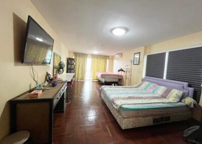 Park Beach Condo for Sale in Naklua