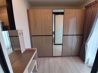 1 bed Condo in Life Asoke Huai Khwang District C07680