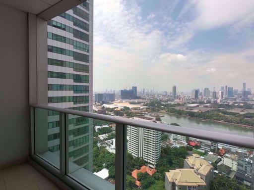 2 bed Condo in Millennium Residence Khlongtoei Sub District C07668