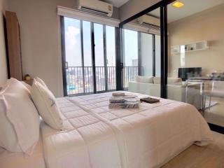 1 bed Condo in Condolette Midst Rama 9 Huai Khwang Sub District C07656