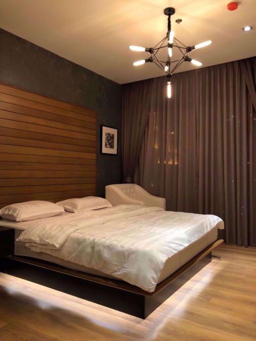 Studio bed Condo in Park Origin Phromphong Khlongtan Sub District C07638