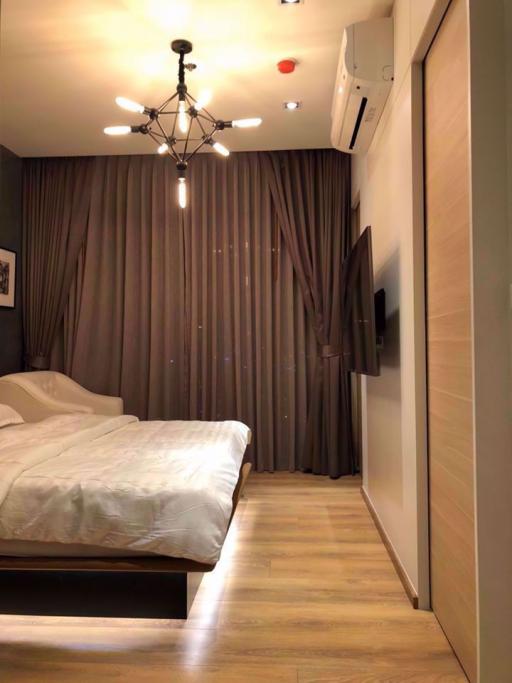 Studio bed Condo in Park Origin Phromphong Khlongtan Sub District C07638