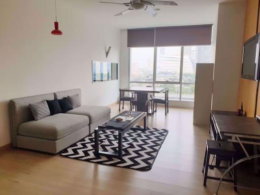 1 bed Condo in Baan Sathorn Chaopraya Khlong Ton Sai Sub District C07587