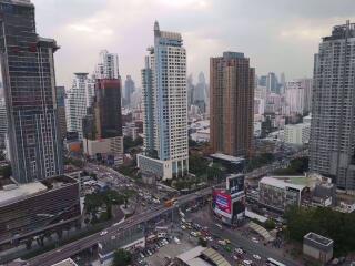 1 bed Condo in Life Asoke Huai Khwang District C07584