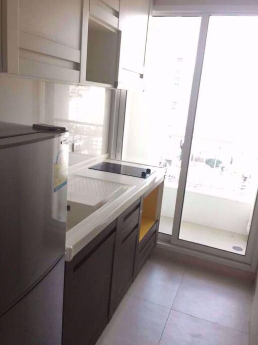 Studio bed Condo in Ivy Sathorn 10 Silom Sub District C07578