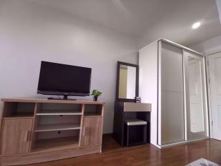 Studio bed Condo in Regent Home 22 Sukhumvit 85 Phrakhanong District C07568