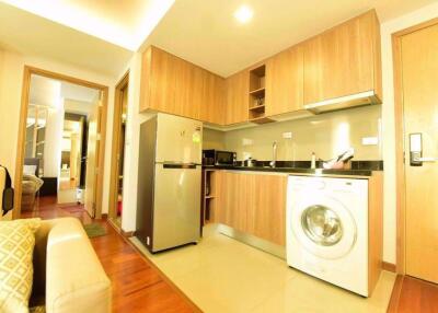 2 bed Condo in Inter Lux Residence Khlong Toei Nuea Sub District C07561