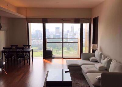 2 bed Condo in Hansar Rajdamri Lumphini Sub District C07534