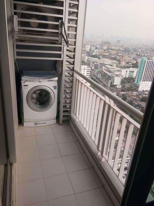 1 bed Condo in Rhythm Ratchada Samsennok Sub District C07526