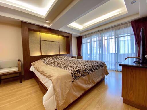 3 bed Condo in Sawit Suites Khlong Tan Nuea Sub District C07522