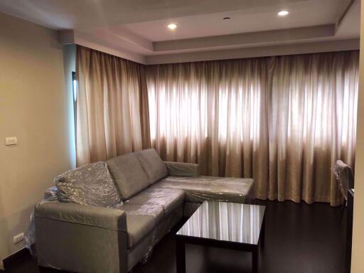 1 bed Condo in Sathorn Gardens Thungmahamek Sub District C07511