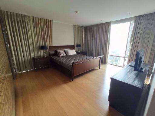 3 bed Condo in Fullerton Sukhumvit Khlongtoei Sub District C07491