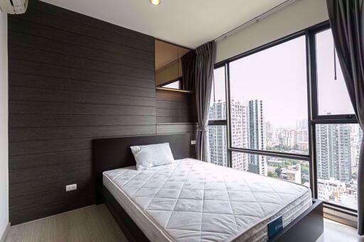 2 bed Condo in Rhythm Asoke Makkasan Sub District C07481