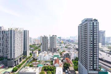 2 bed Condo in Rhythm Asoke Makkasan Sub District C07481