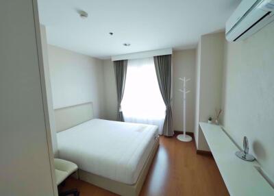 2 bed Condo in Belle Grand Rama 9 Huai Khwang Sub District C07478