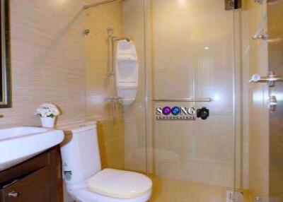 3 ห้องนอน, 3 ห้องน้ำ คอนโด ราคา ฿ 20,000,000