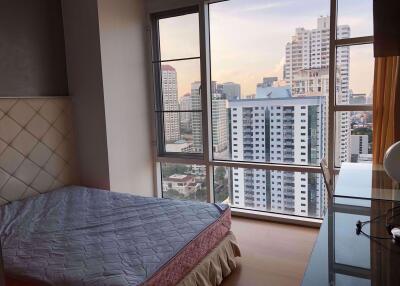 3 bed Condo in Fullerton Sukhumvit Khlongtoei Sub District C07461