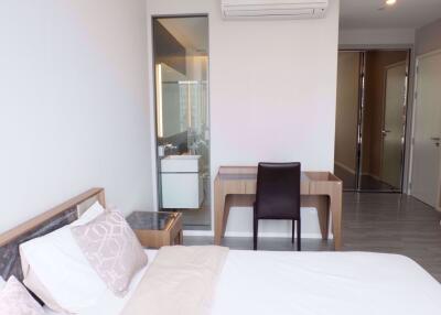 2 bed Condo in The Room Sukhumvit 69 Watthana District C07428