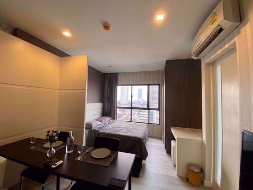 Studio bed Condo in Urbano Absolute Sathon-Taksin Khlong San District C07391