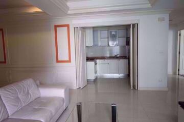 3 bed Condo in La Vie En Rose Place Khlongtoei District C07359