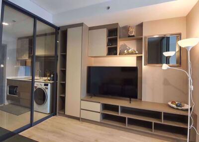 1 bed Condo in Ideo Sathorn-Wongwian Yai Khlong Ton Sai Sub District C07357