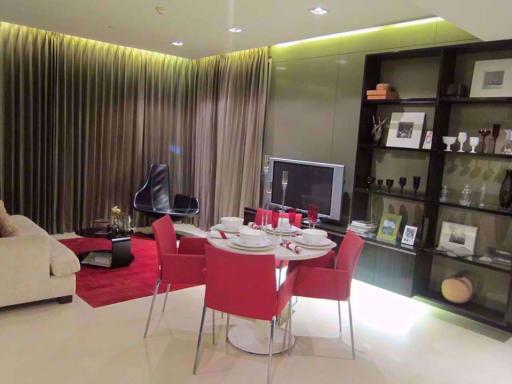 2 bed Condo in Manhattan Chidlom Makkasan Sub District C07348