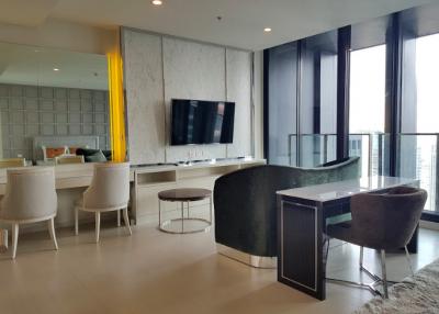 3 bed Duplex in Noble Ploenchit Lumphini Sub District D07172