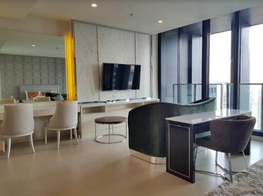 3 bed Duplex in Noble Ploenchit Lumphini Sub District D07172