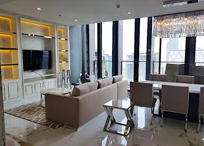 3 bed Duplex in Noble Ploenchit Lumphini Sub District D07172