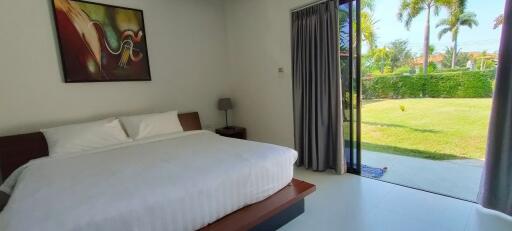 13 Rooms Bang Saray Resort For Sale