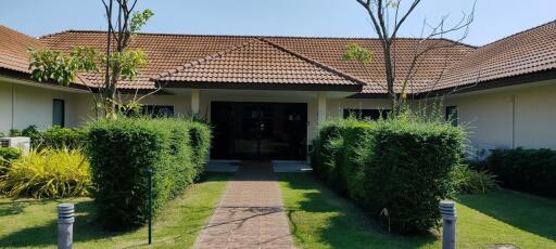 13 Rooms Bang Saray Resort For Sale