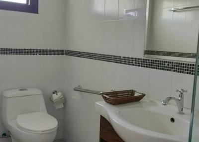 13 Rooms Bang Saray Resort For Sale