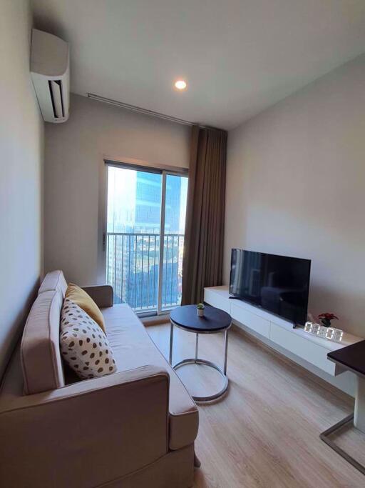 1 bed Condo in Noble Revolve Ratchada 2 Huai Khwang Sub District C07248