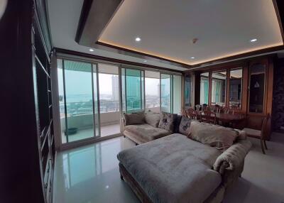 3 bed Condo in Watermark Chaophraya Khlong Ton Sai Sub District C07232