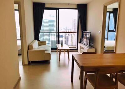 2 bed Condo in Rhythm Sukhumvit 42 Phra Khanong Sub District C07221