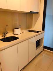 2 bed Condo in Rhythm Sukhumvit 42 Phra Khanong Sub District C07221