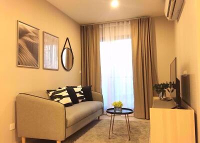 2 bed Condo in Life Asoke Huai Khwang District C07212