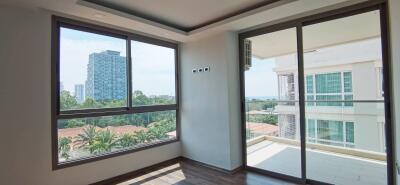 2 Bedrooms The Peak Towers Condo for Sale