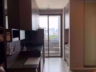 1 bed Condo in The Room Sukhumvit 69 Watthana District C07202