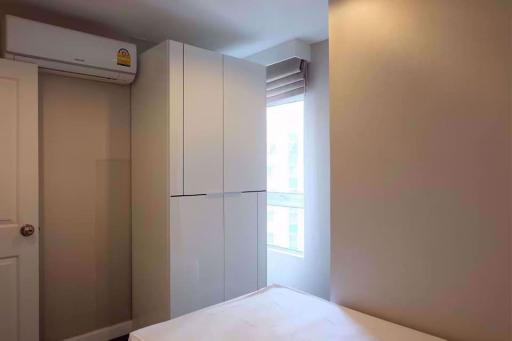 2 bed Condo in Belle Grand Rama 9 Huai Khwang Sub District C07179