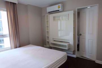 2 bed Condo in Belle Grand Rama 9 Huai Khwang Sub District C07179