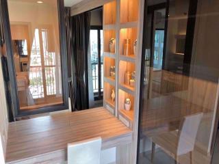 1 bed Condo in Life Asoke Huai Khwang District C07073