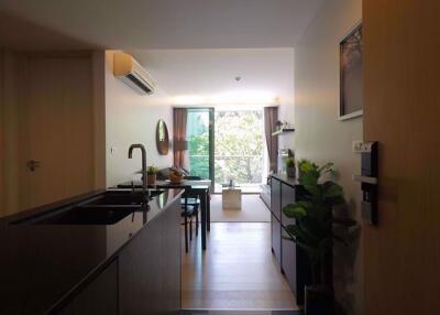 2 bed Condo in Via 49 Khlong Tan Nuea Sub District C07057