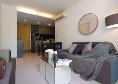 2 bed Condo in Via 49 Khlong Tan Nuea Sub District C07057