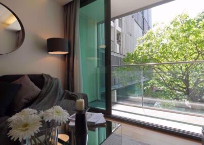 2 bed Condo in Via 49 Khlong Tan Nuea Sub District C07057